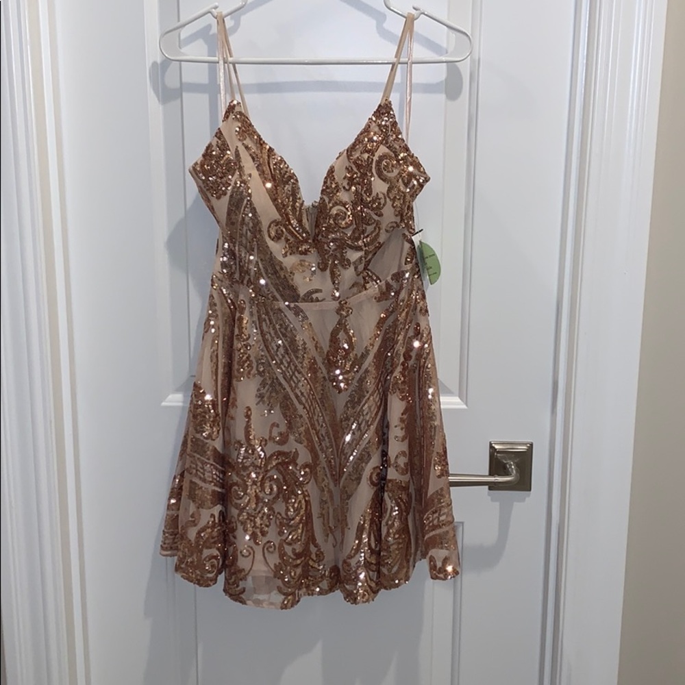 NWT sparky homecoming dress